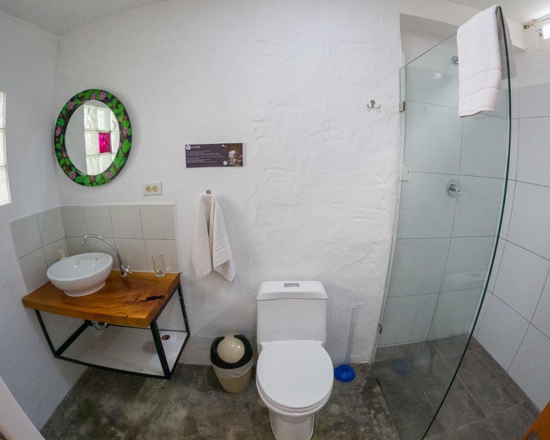 La K-Leta Boutique Guesthouse Puerto Ayora  Ngoại thất bức ảnh
