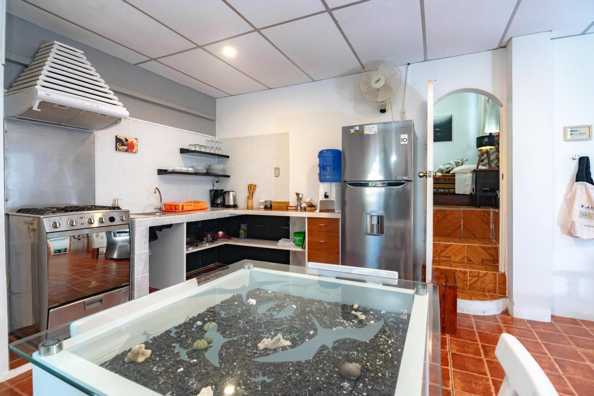 La K-Leta Boutique Guesthouse Puerto Ayora  Ngoại thất bức ảnh